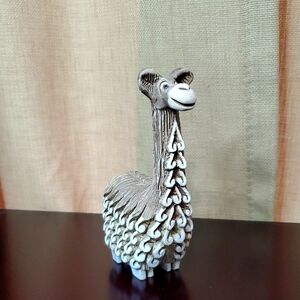 Artesania Rinconada Uruguay Vicuna LLama Whimsical Art Pottery Figurine